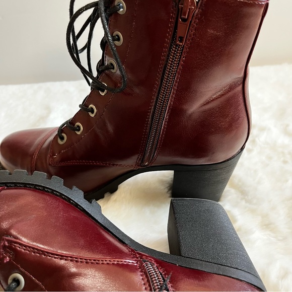 XOXO Chloee Oxblood Red Lace-up Ankle Zip Booties with Star Insets- 7 - Picture 6 of 14